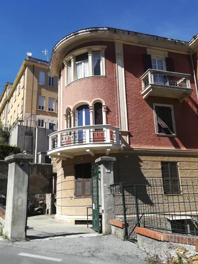 La Casa Di Via Defferrari Lägenhet Noli Exteriör bild
